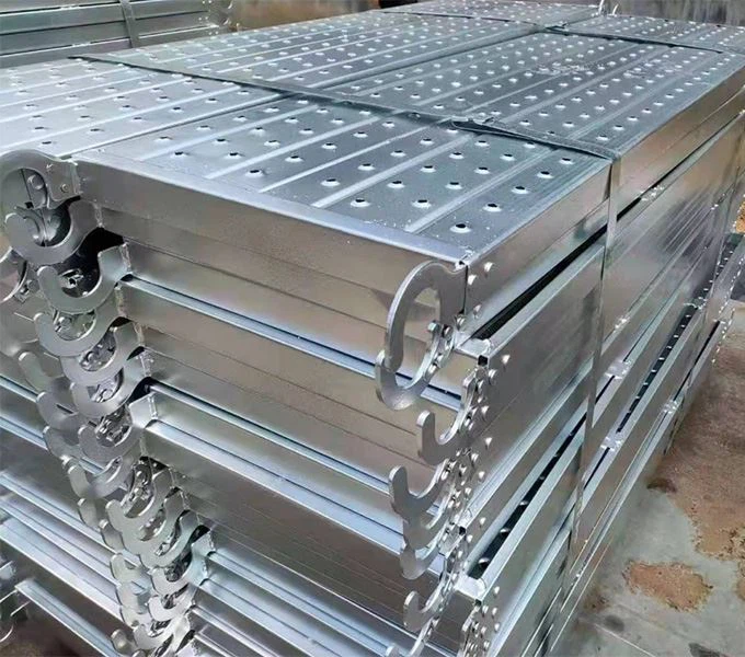 Papan Baja Dengan Kait